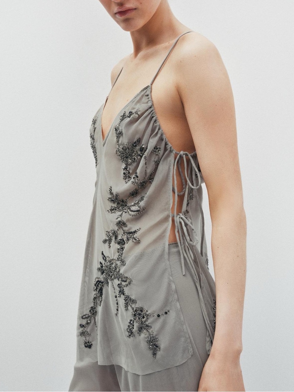 Zara Beaded Lace-Trim Spaghetti Strap Camisole in Light Gray